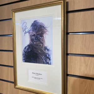 FRAMED SIGNED PHOTOGRAPH THE LATE PETER MAYHEW CHEWBACCA FAME