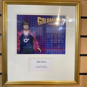 FRAMED SIGNED PHOTOGRAPH MIKE MYERS (OF)