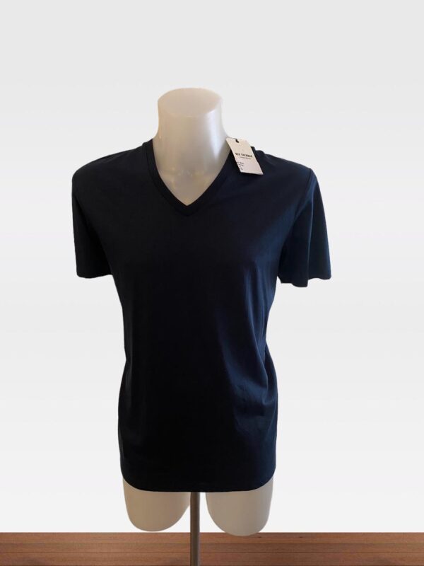 BEN SHERMAN NAVY V NECK SIZE XL