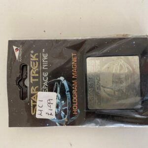 STAR TREK DEEP SPACE 9 HOLOGRAM MAGNET (C20) (C36)