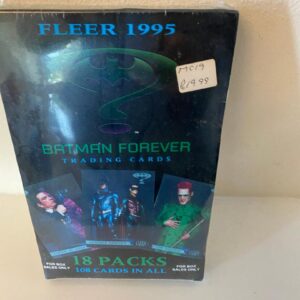 FLEER BATMAN FOREVER SEALED TRADING CARDS BOXED (C40)