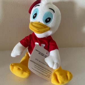 DISNEY HUEY BEANIE WITH TAG STILL ON.