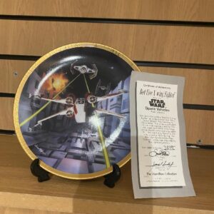 STAR WARS RED 5 X WING FIGHTER LIMITED EDITION HAMILTON PLATE WITH CERTIFICATE (OF)