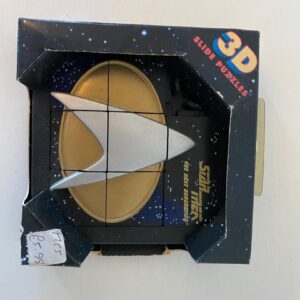 STAR TREK NEXT GENERATION 3D SLIDE BADGE PUZZLE (C22)