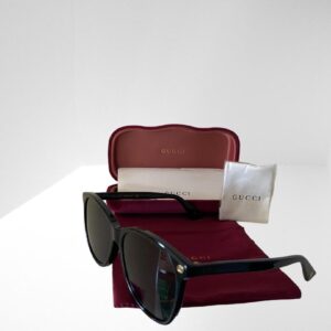 GUCCI BLACK 58mm SUNGLASSES MAROON CASE & CLOTH (C2)