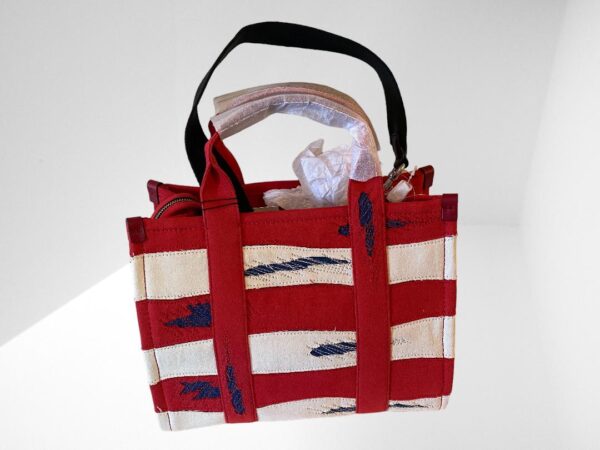 MARC JACOBS THE AMERICANA COTTON RED TOTE BAG (C45) - Image 3