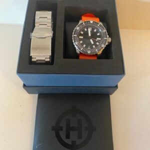 HELM WATCHES MEN VANUATU 300m AUTOMATIC WATCH 2021 MINT AND UNWORN (C27)