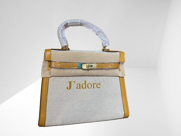 LILY & BEAN EGERTON CROSSBODY BAG MUSTARD YELLOW LEATHER HAND PAINTED "J'adore" (BB20) (BB21))