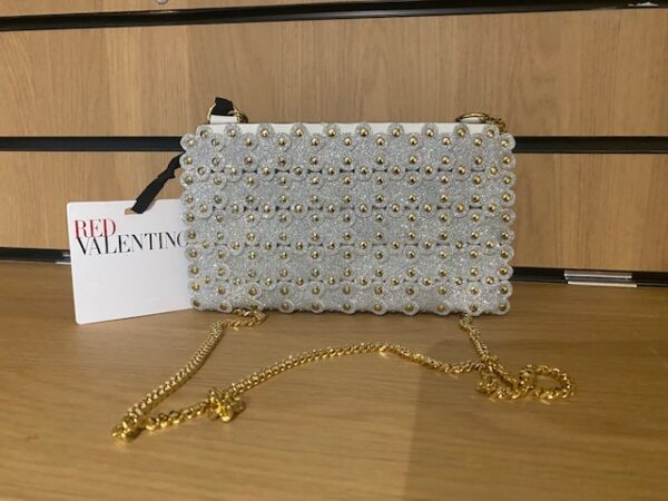 RED VALENTINO FLOWER PUZZLE STUDDED GLITTERED LASER CUT SILVER LEATHER SHOULDER BAG (BB20) - Image 2