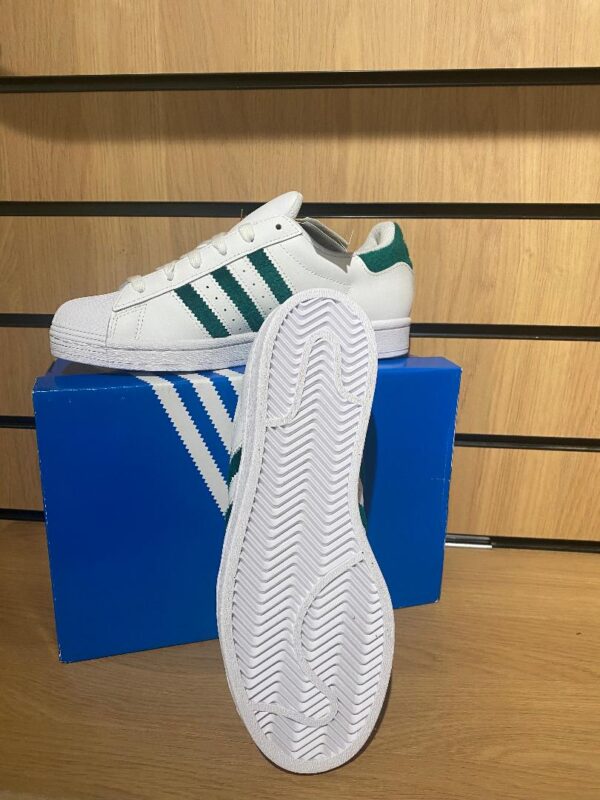 ADIDAS MEN ORIGINALS SUPERSTAR GREEN STRIPED LEATHER SNEAKERS - Image 3