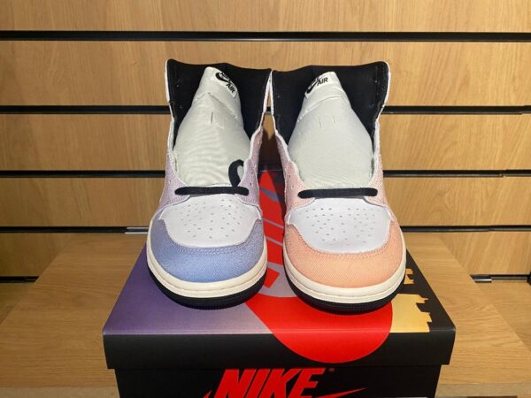 AIR JORDAN 1 RETRO HI OG CRAFT VIVID ORANGE AND BLACK - Image 3