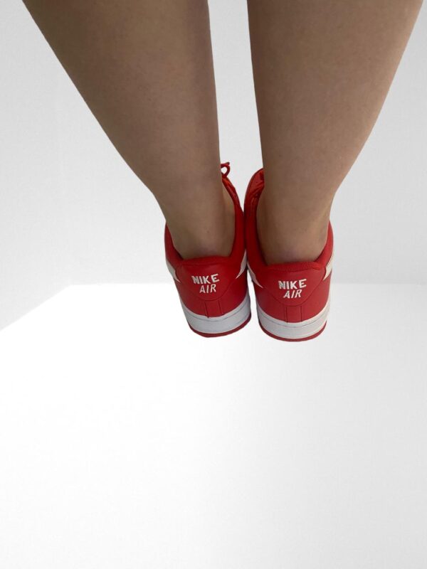 NIKE RED AIR FORCE 1 LOW RETRO QS LEATHER SNEAKERS - Image 9