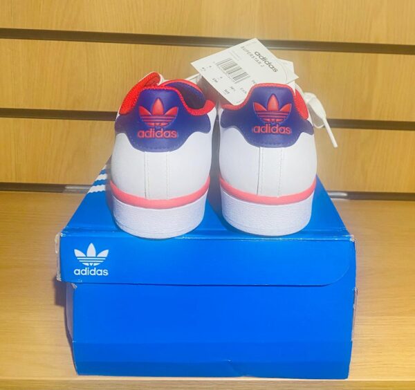 ADIDAS ORIGINALS SUPERSTAR WHITE / PURPLE LEATHER SNEAKERS - Image 3